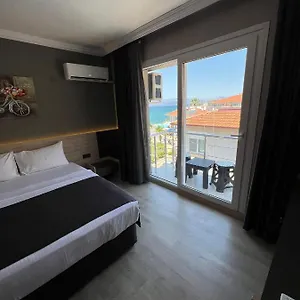 3* Otel Grand Faik